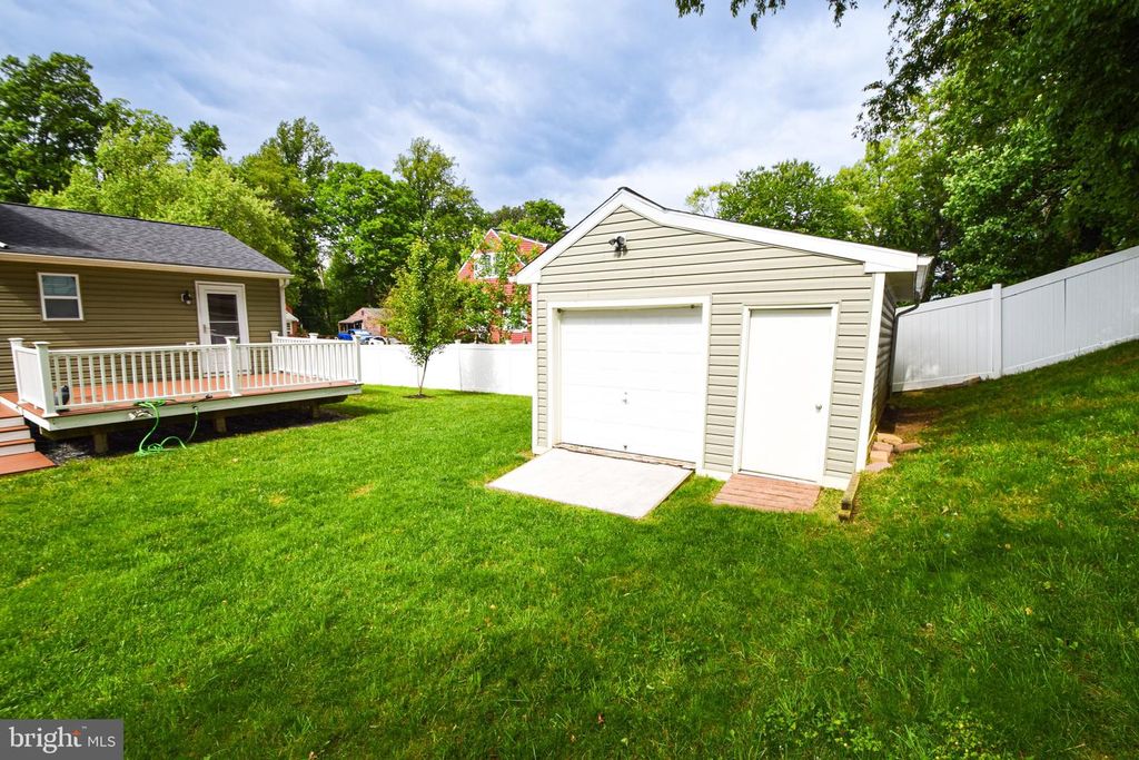 Image 29 of property listing at 231 CHARTLEY DR, Reisterstown, MD 21136