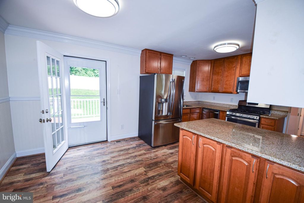 Image 9 of property listing at 231 CHARTLEY DR, Reisterstown, MD 21136