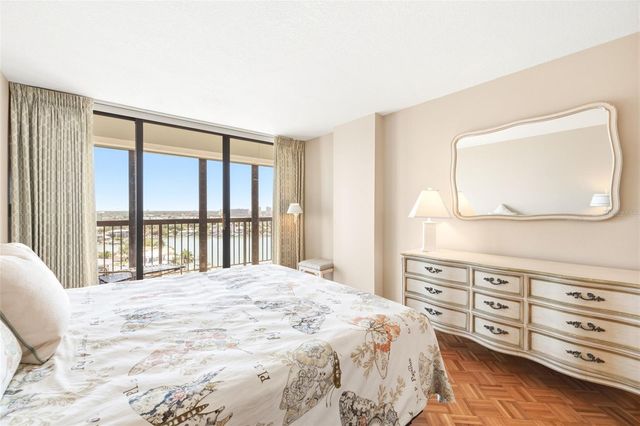9415 BLIND PASS ROAD PH4, St Pete Beach, FL 33706