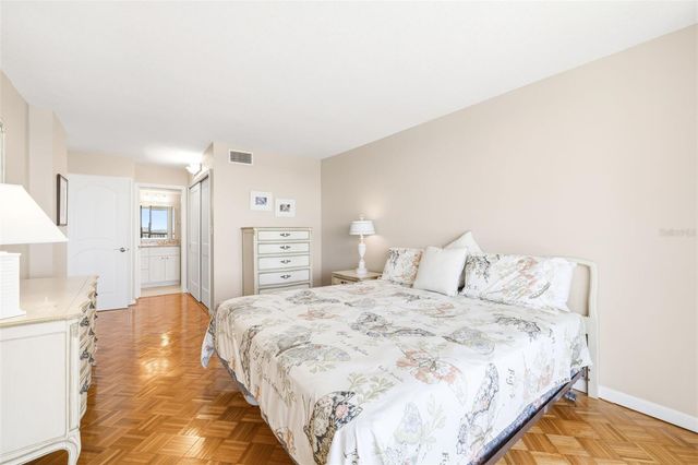 9415 BLIND PASS ROAD PH4, St Pete Beach, FL 33706