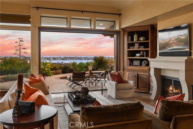 600 Ramona, Corona Del Mar (newport Beach), CA 92625