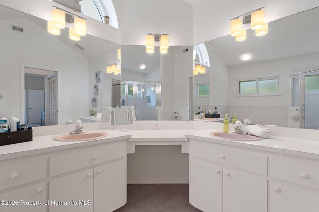 10417 Golfers Way, Spring Hill, FL 34608