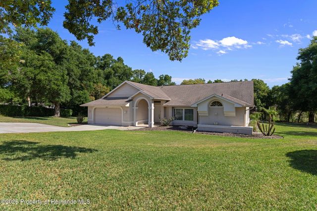 10417 Golfers Way, Spring Hill, FL 34608