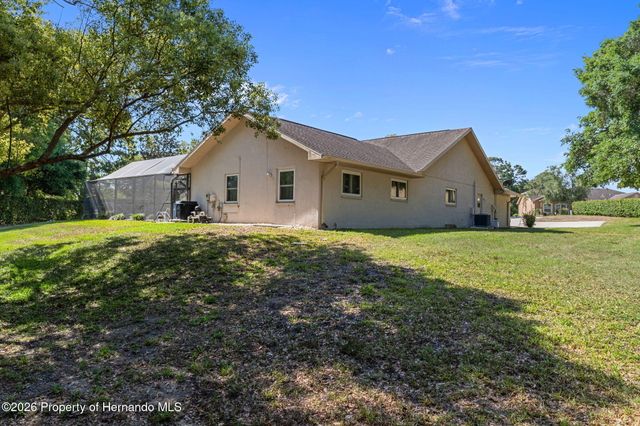 10417 Golfers Way, Spring Hill, FL 34608