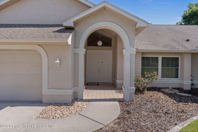10417 Golfers Way, Spring Hill, FL 34608