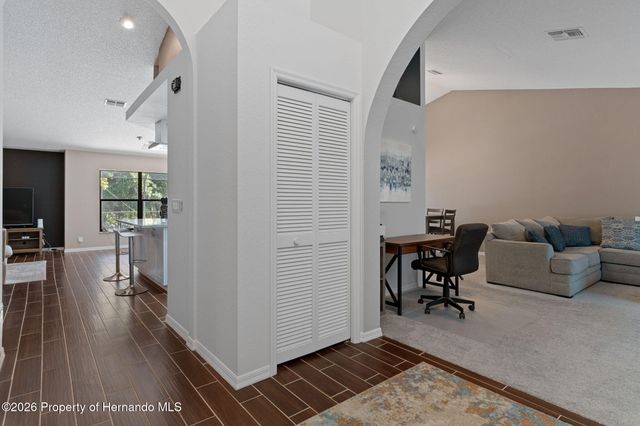 10417 Golfers Way, Spring Hill, FL 34608