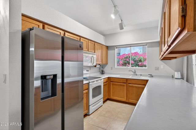 1965 E MORROW Drive, Phoenix, AZ 85024