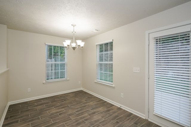 2562 Willowbranch Dr, Nashville, TN 37217