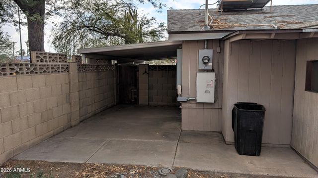 2245 W OSBORN Road, Phoenix, AZ 85015