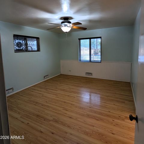 2245 W OSBORN Road, Phoenix, AZ 85015