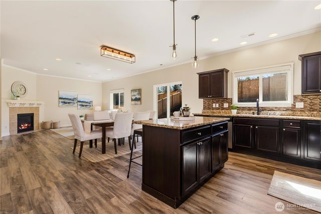 130 202nd Place SW, Lynnwood, WA 98036