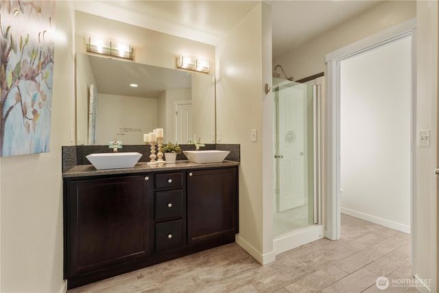 130 202nd Place SW, Lynnwood, WA 98036