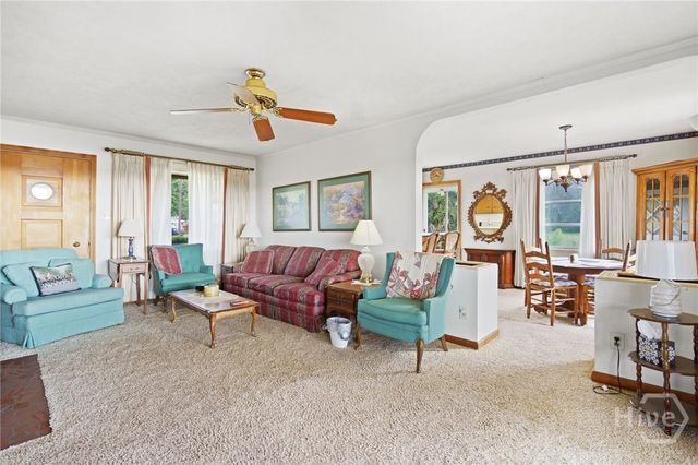 2704 River Drive, Savannah, GA 31404