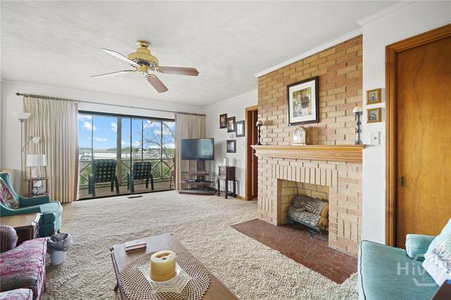 2704 River Drive, Savannah, GA 31404