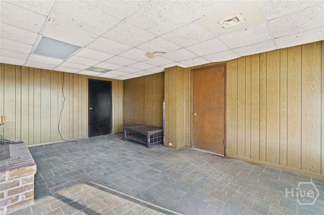 2704 River Drive, Savannah, GA 31404