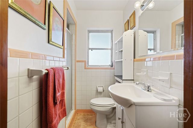 2704 River Drive, Savannah, GA 31404