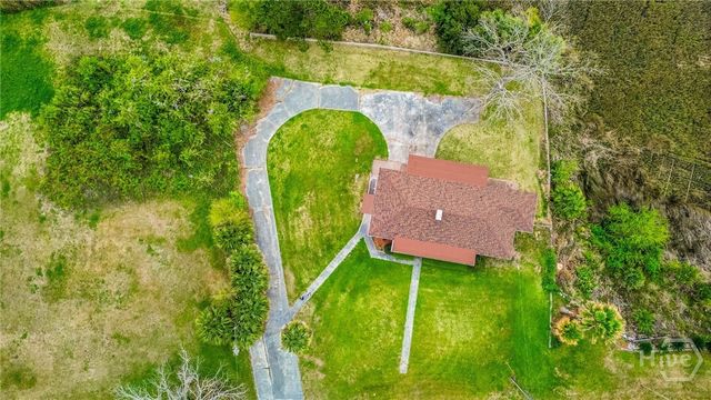 2704 River Drive, Savannah, GA 31404