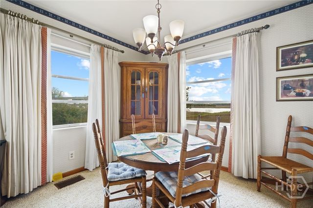 2704 River Drive, Savannah, GA 31404