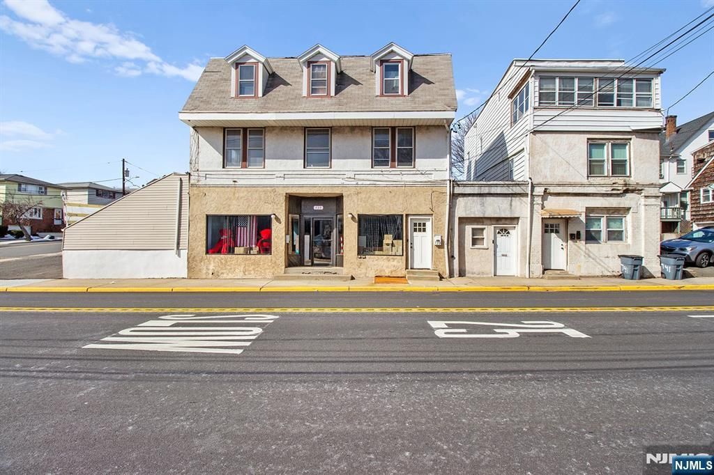 739 Schuyler Avenue, Kearny, NJ 07032