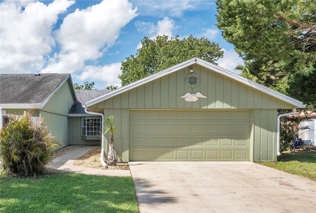 16 EAGLE LANE, New Smyrna Beach, FL 32168