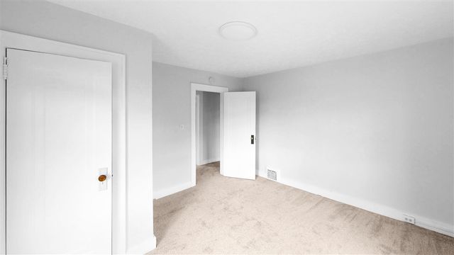 1107 Neland Avenue, Grand Rapids, MI 49507