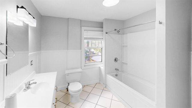 1107 Neland Avenue, Grand Rapids, MI 49507