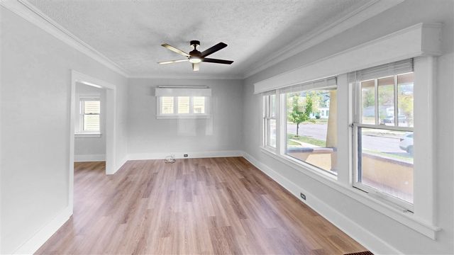1107 Neland Avenue, Grand Rapids, MI 49507