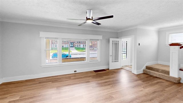 1107 Neland Avenue, Grand Rapids, MI 49507