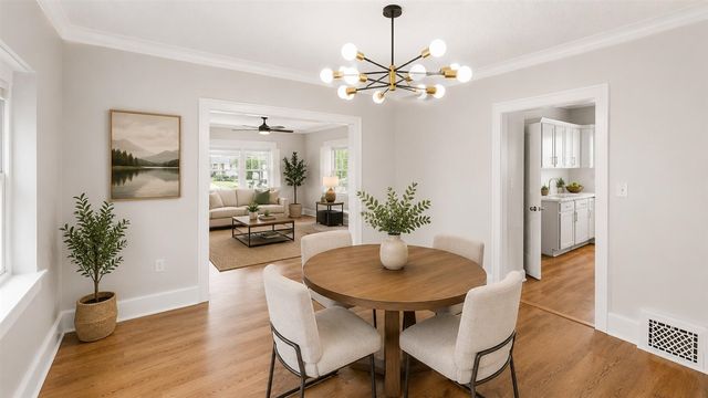 1107 Neland Avenue, Grand Rapids, MI 49507