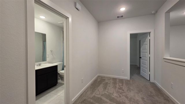 1015 Thor, Roman Forest, TX 77357