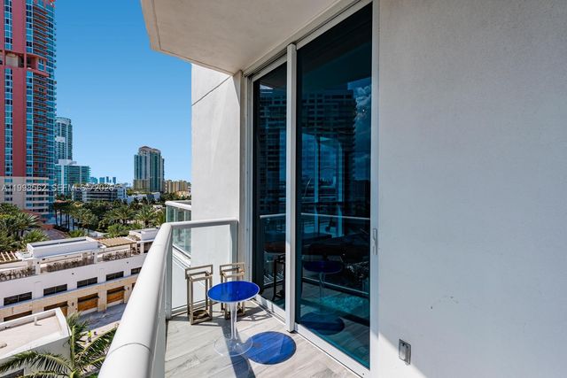50 S Pointe Dr 905, Miami Beach, FL 33139