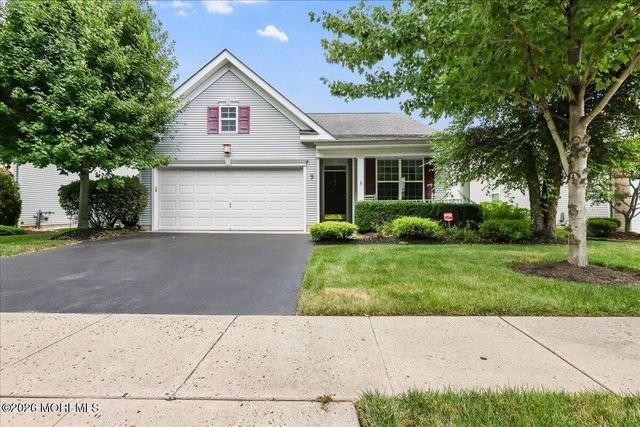 9 Silver Charm Road, Manalapan, NJ 07726