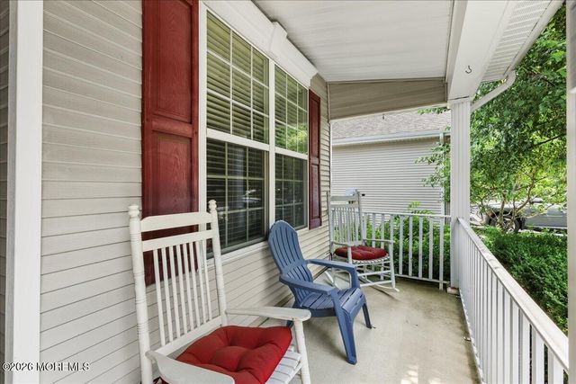 9 Silver Charm Road, Manalapan, NJ 07726