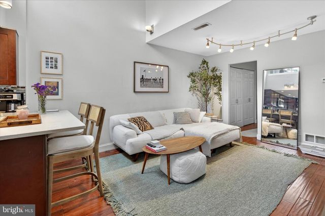 1539 SOUTH ST, Philadelphia, PA 19146