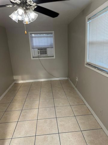 3407 N AVENIDA REPUBLICA DE CUBA A, Tampa, FL 33605