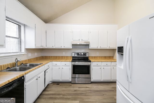 6717 Knollwood Circle, Douglasville, GA 30135