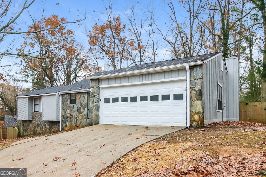 6717 Knollwood Circle, Douglasville, GA 30135