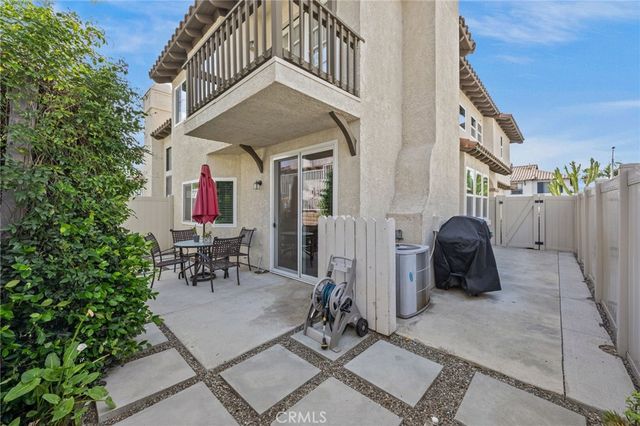 1559 San Fernando Drive, Corona, CA 92882