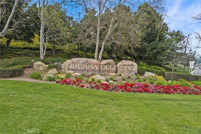 1559 San Fernando Drive, Corona, CA 92882