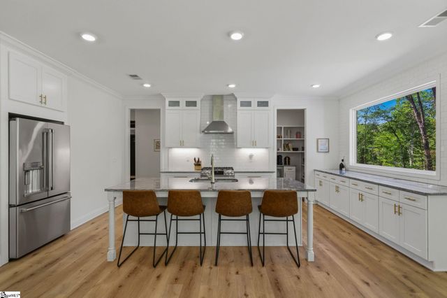 1014 Edwards Road, Woodruff, SC 29388
