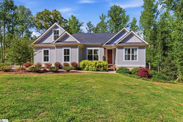 1014 Edwards Road, Woodruff, SC 29388
