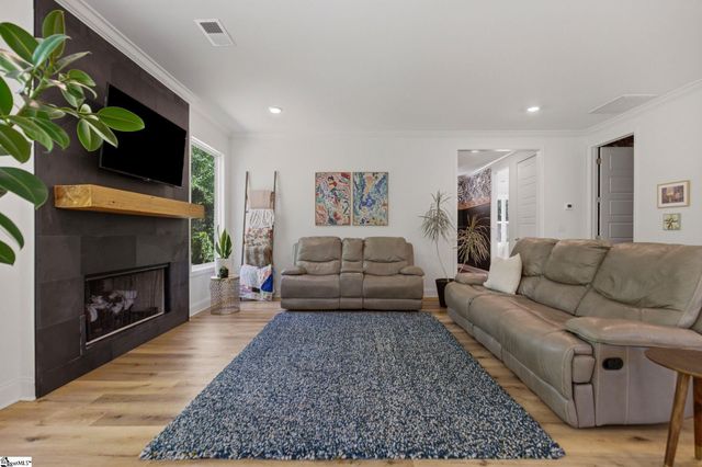 1014 Edwards Road, Woodruff, SC 29388