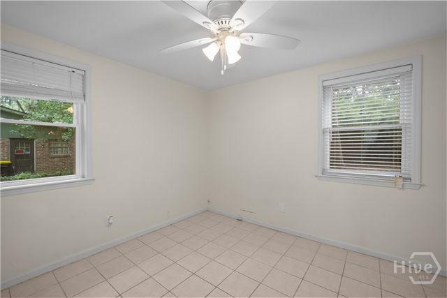 527 Red Oak Drive, Savannah, GA 31419