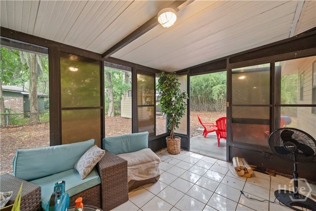 527 Red Oak Drive, Savannah, GA 31419