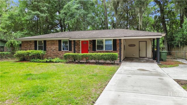 527 Red Oak Drive, Savannah, GA 31419