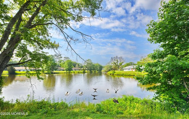 243D Jefferson Court, Lakewood, NJ 08701