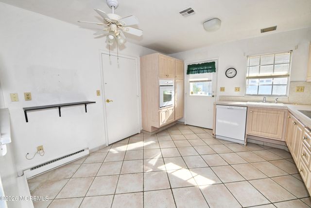 243D Jefferson Court, Lakewood, NJ 08701