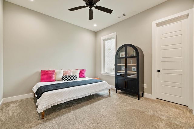 4905 Lake Vista Drive, Benton, AR 72019