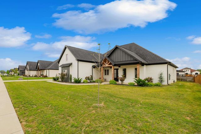 4905 Lake Vista Drive, Benton, AR 72019