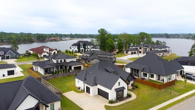 4905 Lake Vista Drive, Benton, AR 72019